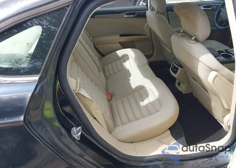 2014 Ford Fusion Se z USA, uszkodzony, nr VIN 3FA6P0HD5ER155251